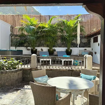 펜션 Casa Jarana, Private House With Jacuzzi Near The Sea *