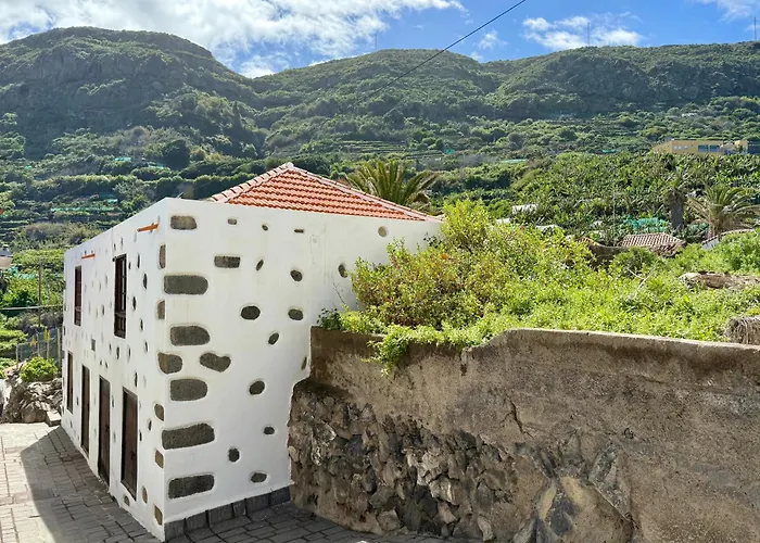 Casa Jarana, Private House With Jacuzzi Near The Sea Vakantiehuis