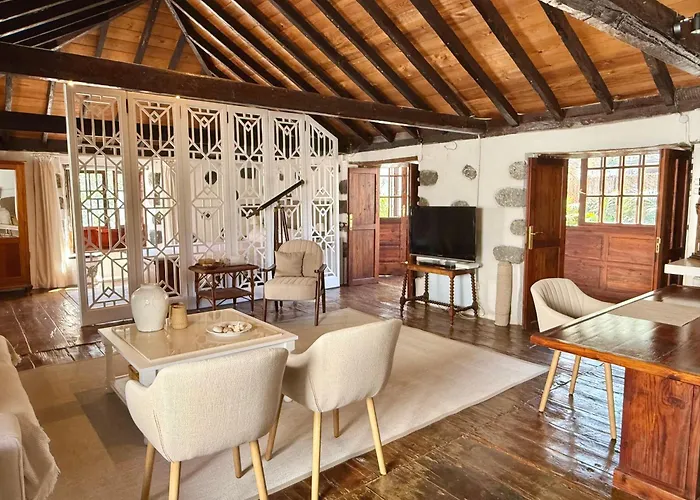 Casa Jarana, Private House With Jacuzzi Near The Sea *