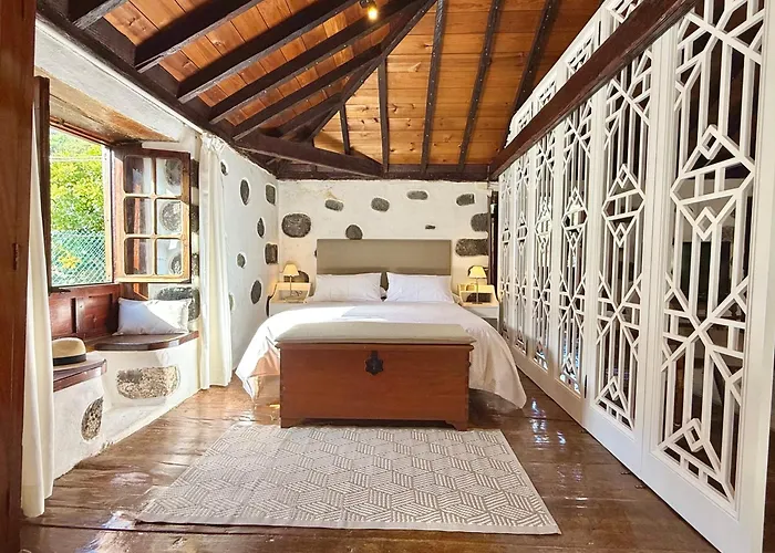 Casa Jarana, Private House With Jacuzzi Near The Sea Las Aguas