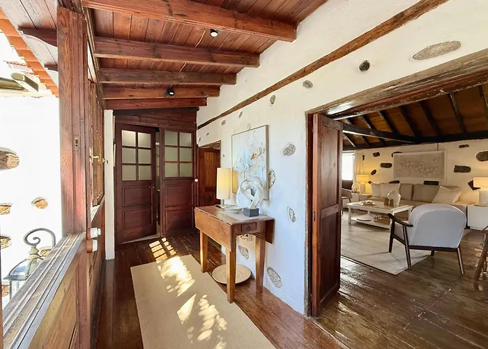 Casa Jarana, Private House With Jacuzzi Near The Sea * Las Aguas