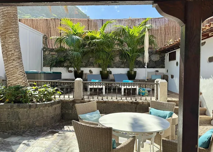 Prázdninový dům Casa Jarana, Private House With Jacuzzi Near The Sea *